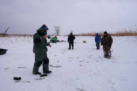 Рыбалка на базе отдыха "Клевое место" в Сузунском районе на заливных озерах и протоках.